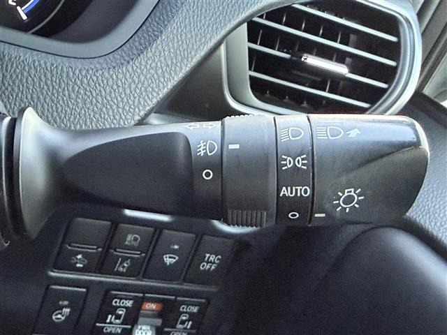 Toyota ESQUIRE 2020 8493384-8