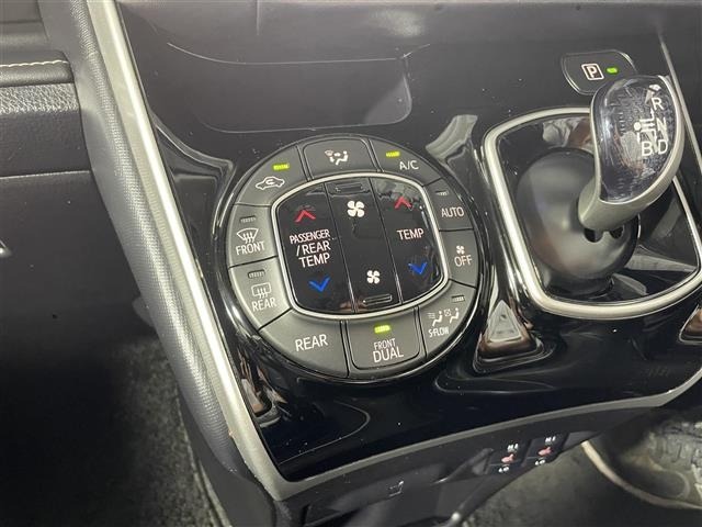 Toyota ESQUIRE 2016 8493433-6