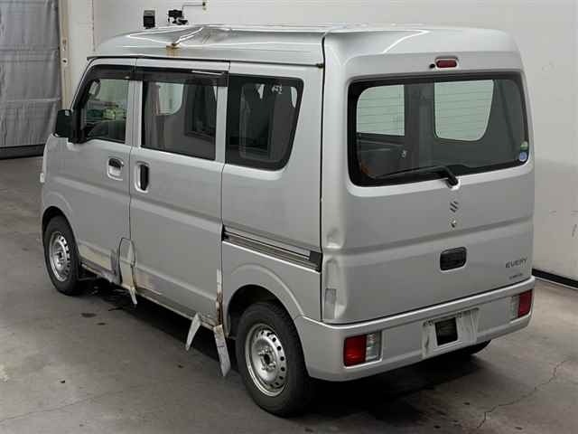 Suzuki EVERY 2016 8481867-1