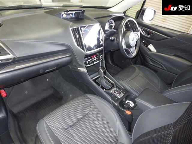 Subaru FORESTER 2023 8489428-3