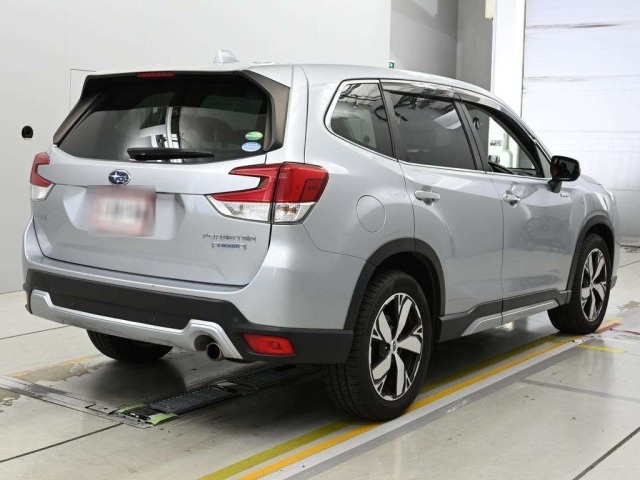 Subaru FORESTER 2021 8489447-1