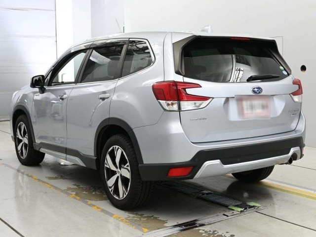 Subaru FORESTER 2021 8489447-6