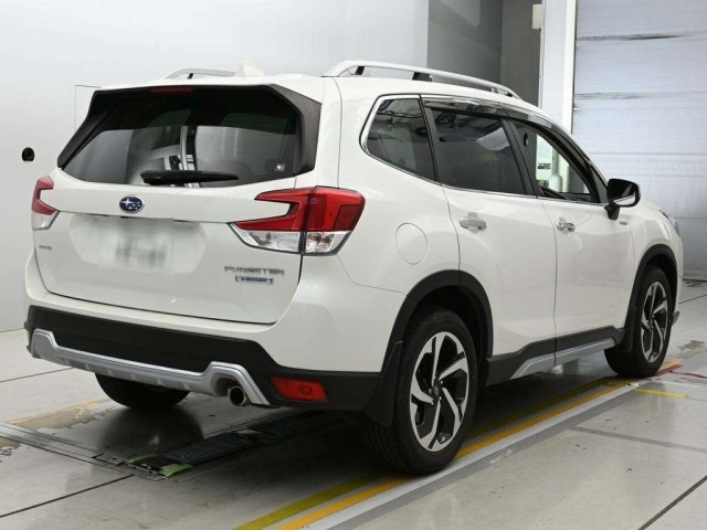 Subaru FORESTER 2022 8489448-1