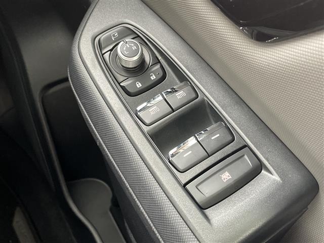 Subaru FORESTER 2025 8489747-10
