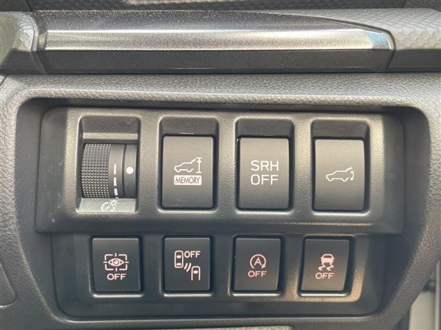 Subaru FORESTER 2023 8489759-7