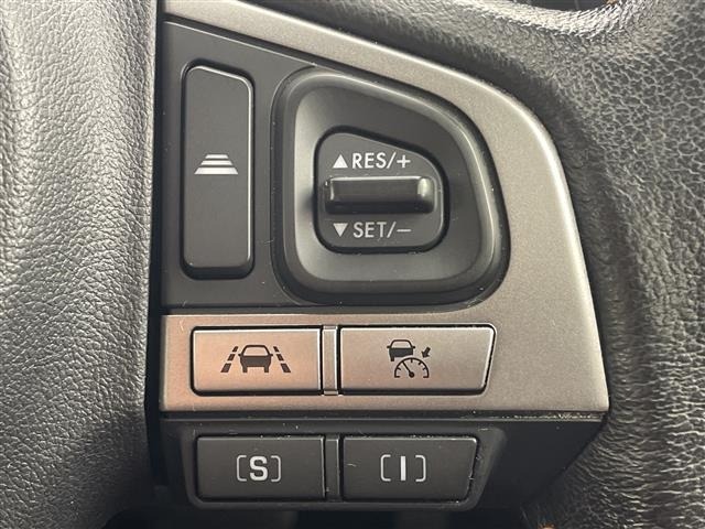 Subaru FORESTER 2018 8489832-19