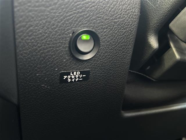 Subaru FORESTER 2013 8489835-4