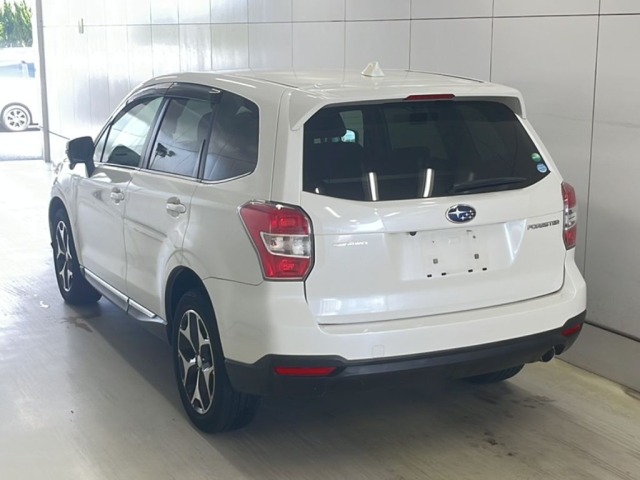 Subaru FORESTER 2014 8489840-1