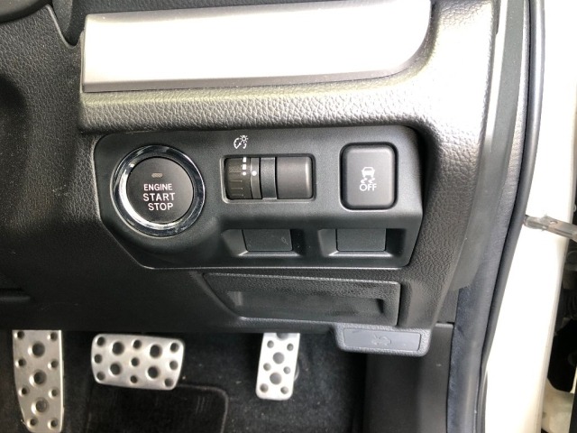 Subaru FORESTER 2014 8489840-5
