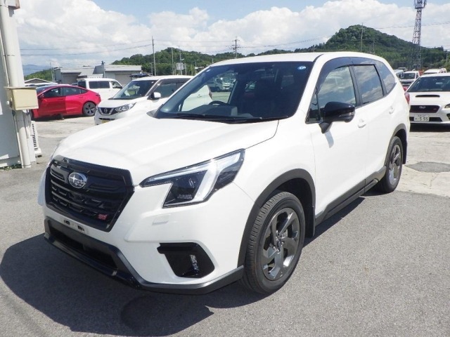 Subaru FORESTER 2023 8489845-4