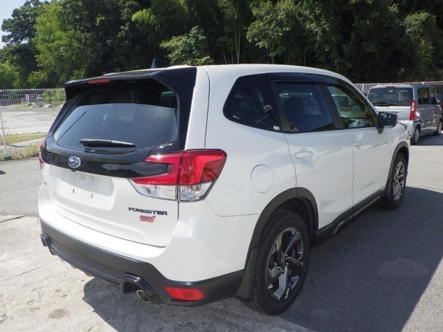 Subaru FORESTER 2023 8489845-5
