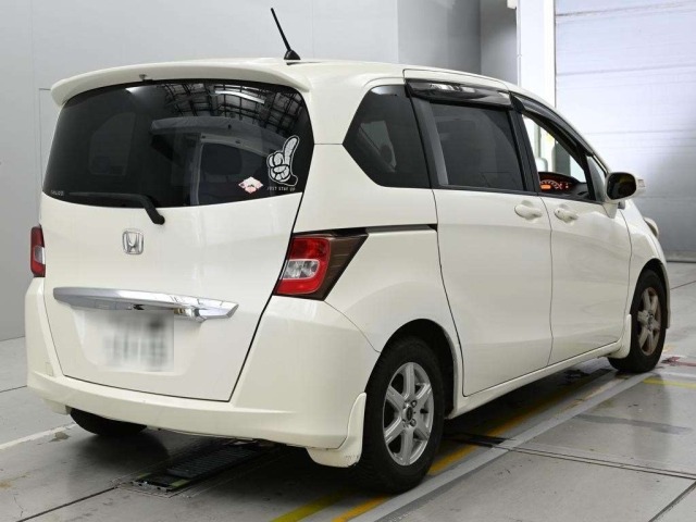 Honda FREED 2011 8488262-1