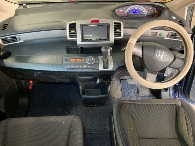 Honda FREED 2011 8488343-3