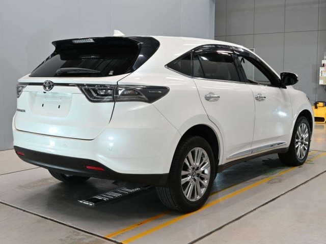 Toyota HARRIER 2015 8479325-1