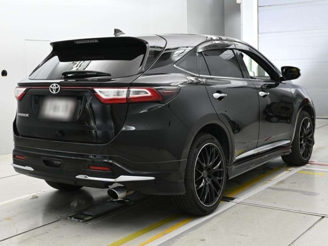 Toyota HARRIER 2017 8479372-1
