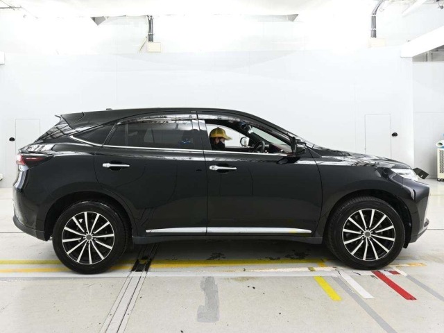 Toyota HARRIER 2017 8479376-3