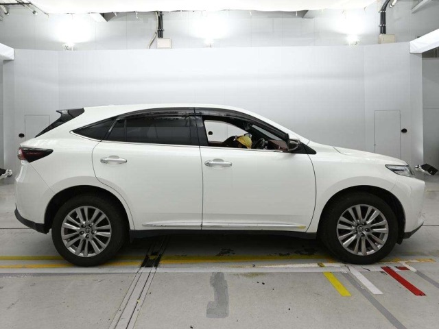Toyota HARRIER 2019 8479378-3