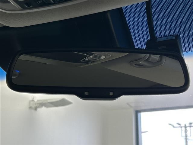 Honda INSIGHT 2019 8490709-18