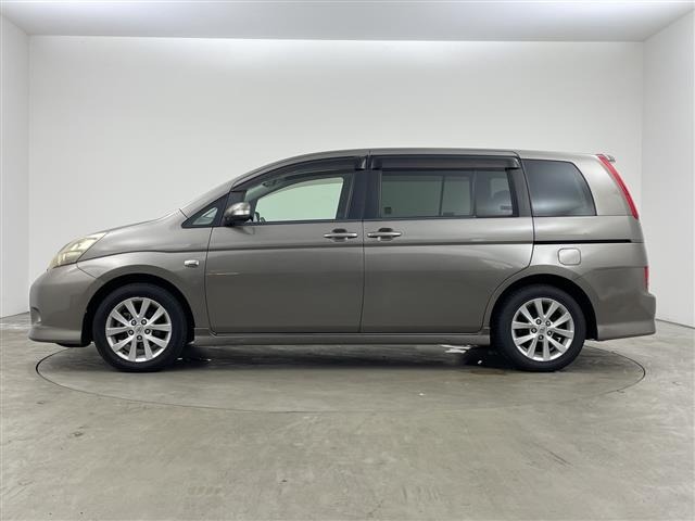 Toyota ISIS 2007 8492707-19