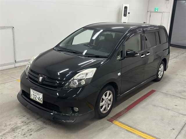 Toyota ISIS 2014 8492714-4