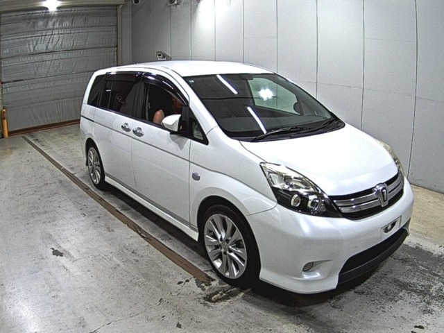 Toyota ISIS 2014 8492727-0
