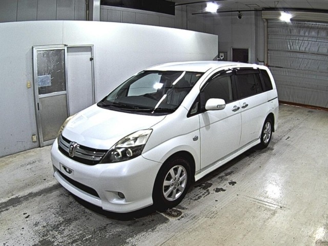 Toyota ISIS 2013 8492728-4