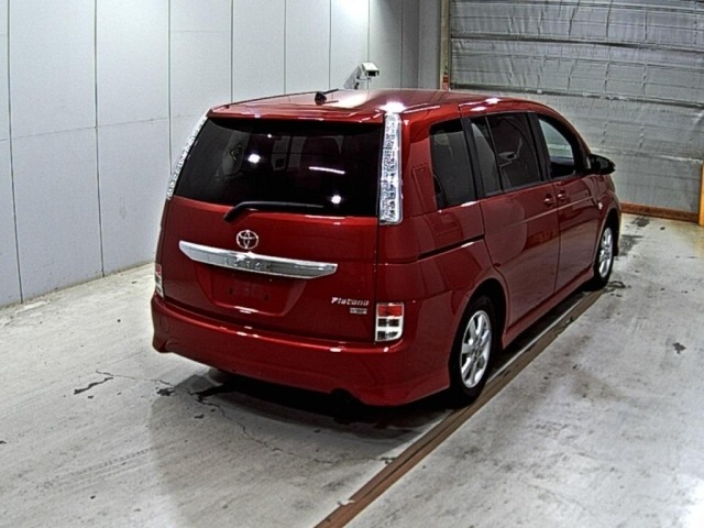 Toyota ISIS 2014 8492729-5