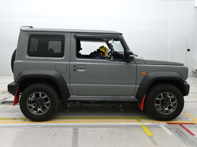 Suzuki JIMNY SIERRA 2024 8481214-3