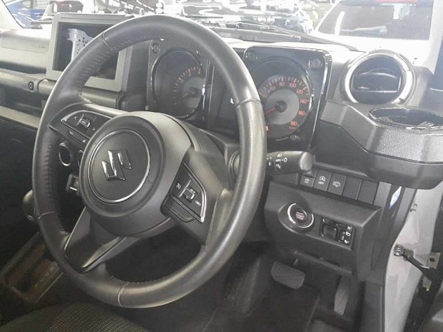 Suzuki JIMNY SIERRA 2023 8481236-9