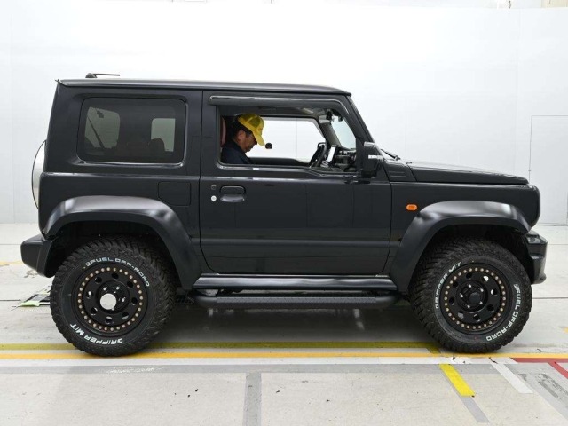 Suzuki JIMNY SIERRA 2023 8481237-3