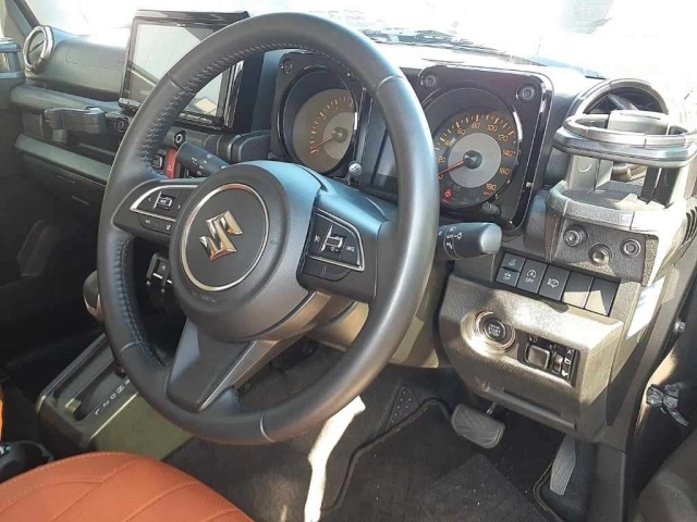 Suzuki JIMNY SIERRA 2023 8481237-9