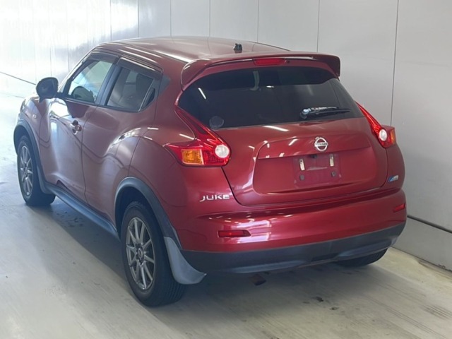 Nissan JUKE 2011 8490543-1