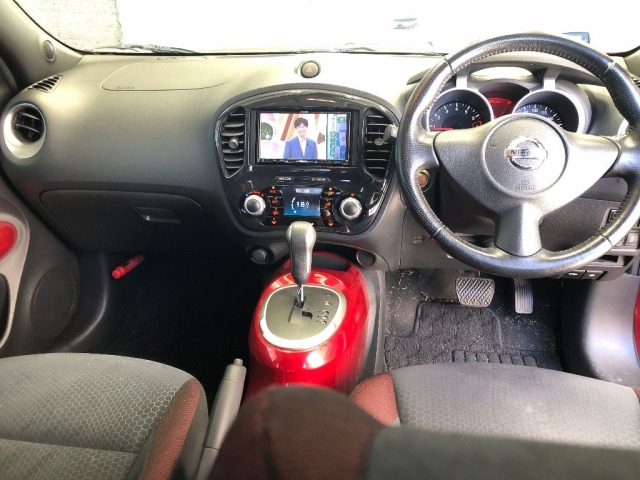 Nissan JUKE 2011 8490543-4