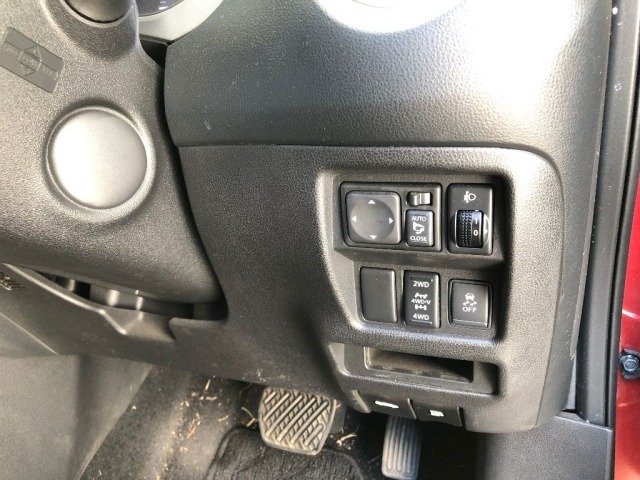 Nissan JUKE 2011 8490543-5