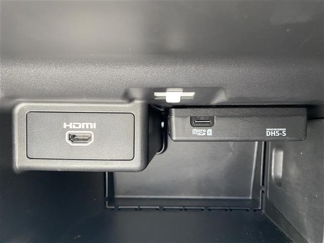 Nissan LEAF 2021 8485286-10