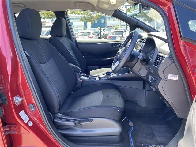 Nissan LEAF 2021 8485286-22