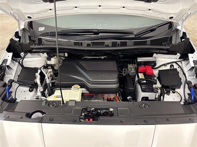 Nissan LEAF 2024 8485289-6