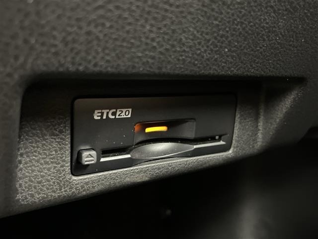 Nissan LEAF 2024 8485318-19
