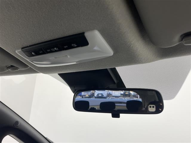 Nissan LEAF 2025 8485353-21