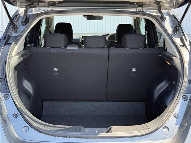 Nissan LEAF 2022 8485470-10