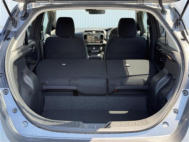 Nissan LEAF 2022 8485470-11