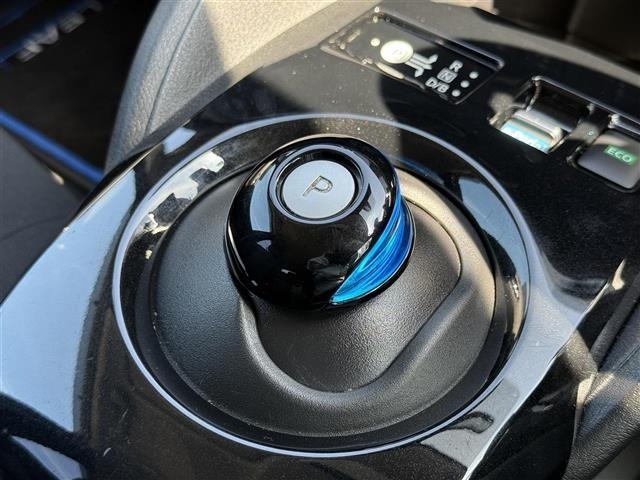 Nissan LEAF 2022 8485470-17