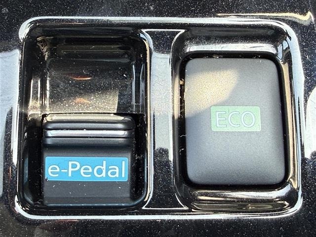 Nissan LEAF 2022 8485470-18