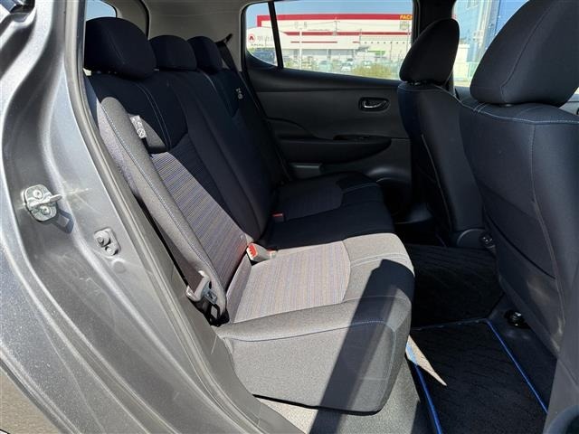 Nissan LEAF 2022 8485470-8