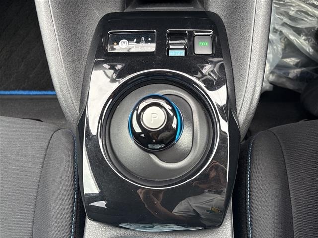 Nissan LEAF 2021 8485472-19