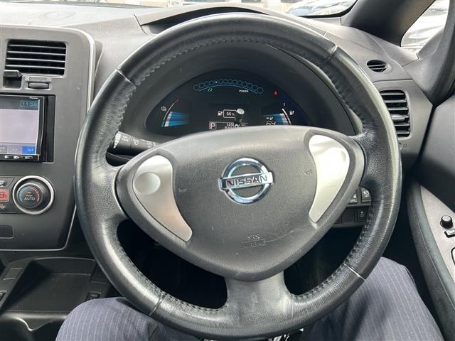 Nissan LEAF 2014 8485657-14
