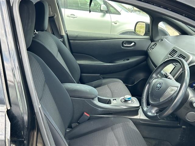 Nissan LEAF 2014 8485657-7