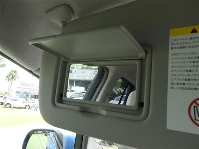 Nissan LEAF 2011 8485745-21