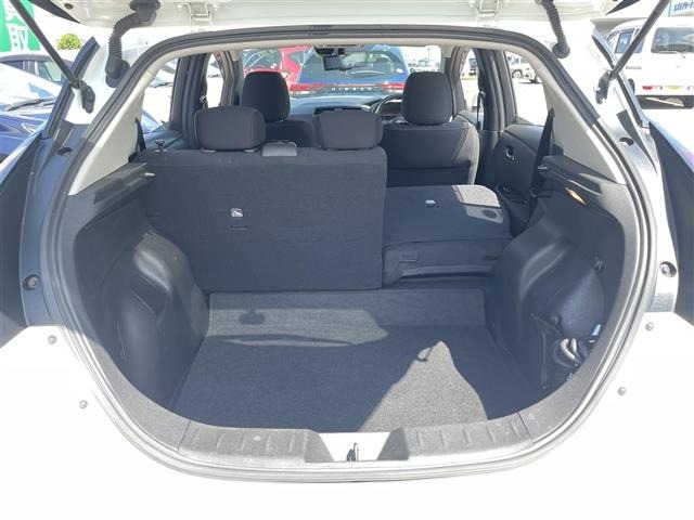 Nissan LEAF 2017 8485747-13