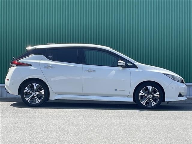Nissan LEAF 2017 8485747-2